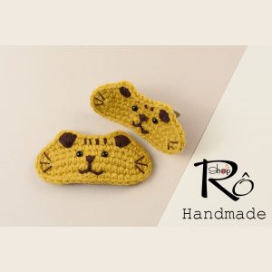 Alternative view of Kẹp tóc mái cute hình chú mèo đi hia cho nữ và bé gái 5cm |Cặp tóc bằng len xinh |Shop Rô Handmade
