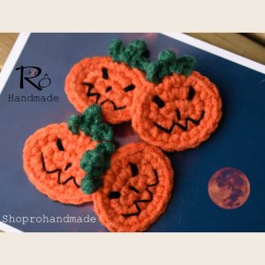 Alternative view of Cài áo quả bí ngô cute, ghim cài áo quả bí ngô dễ thương